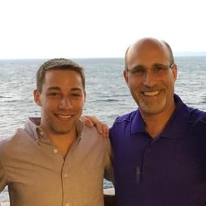 Meet your Posher, Alex